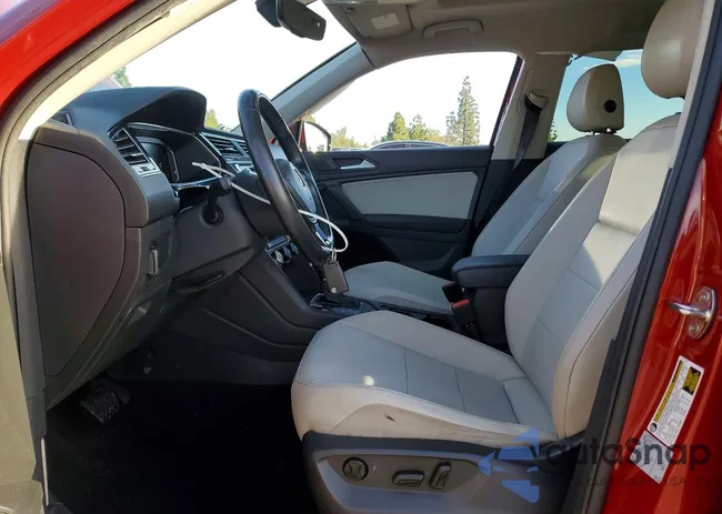 3VV3B7AX4KM109526: 72468785