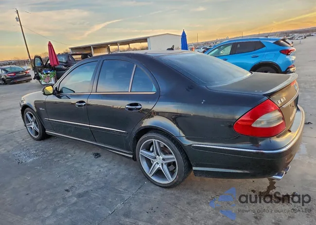 WDBUF77X89B392379: 72644145