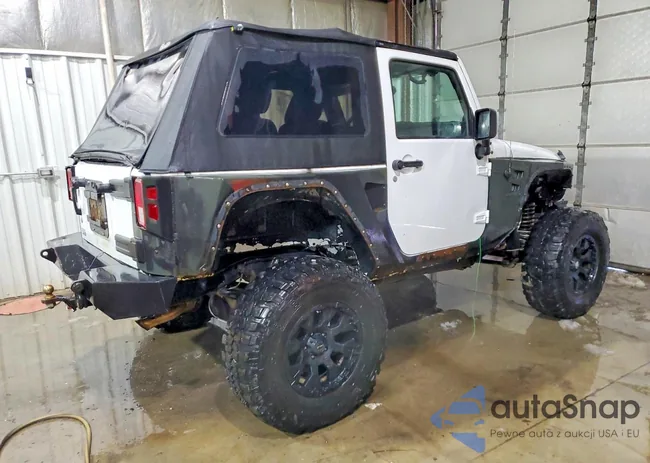 1J4AA2D17BL581332: 74146865