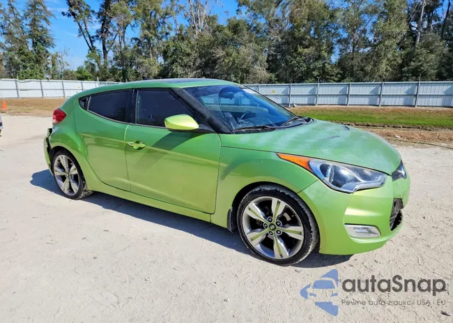 KMHTC6AD0CU068221: 74917405