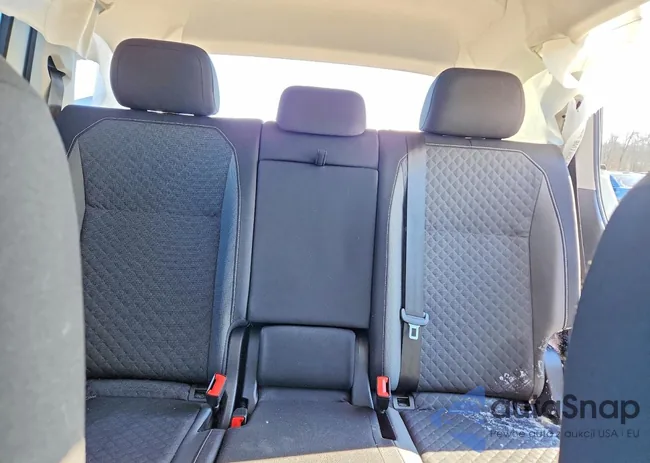 3VV0B7AX2MM076290: 74336635