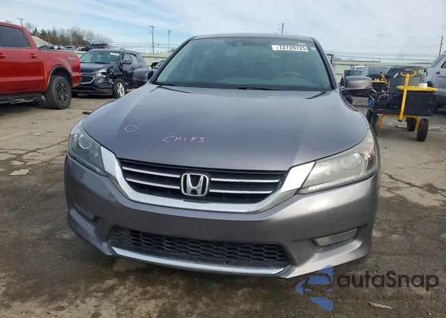 1HGCR2F8XFA123711: 72729725