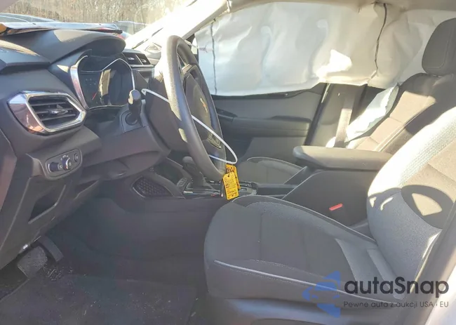 KL79MPSLXPB141665: 72372895