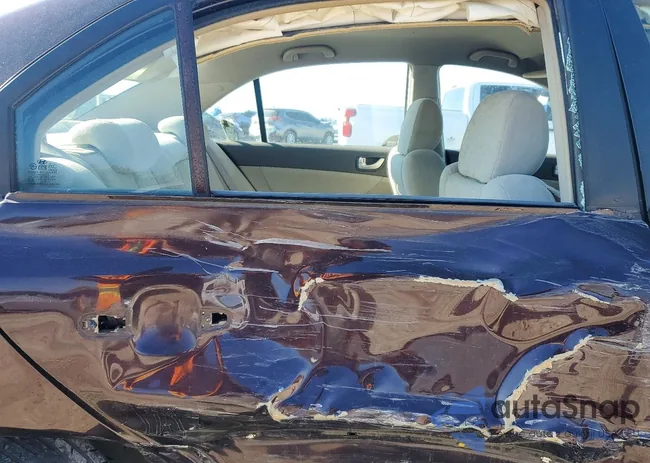 KMHEU46C76A146252: 72833365