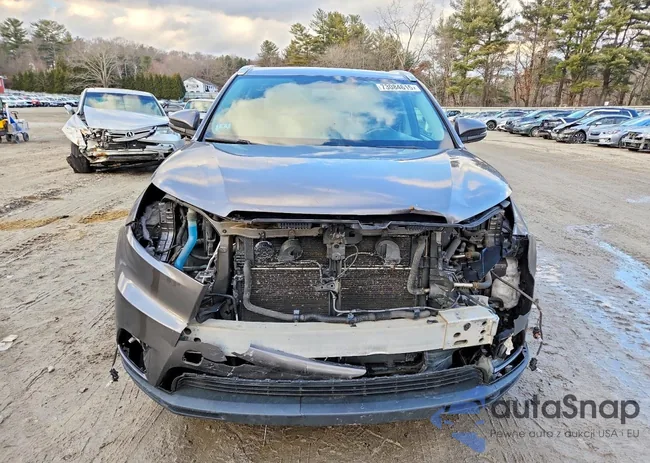 5TDDCRFH1GS015723: 73084615