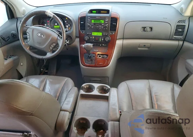 KNDMB233376159356: 98919135