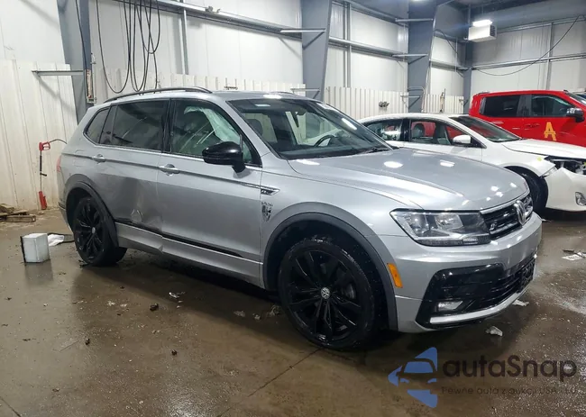 3VV2B7AX8LM106531: 73999615