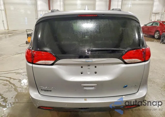 2C4RC1N77JR365843: 75184785