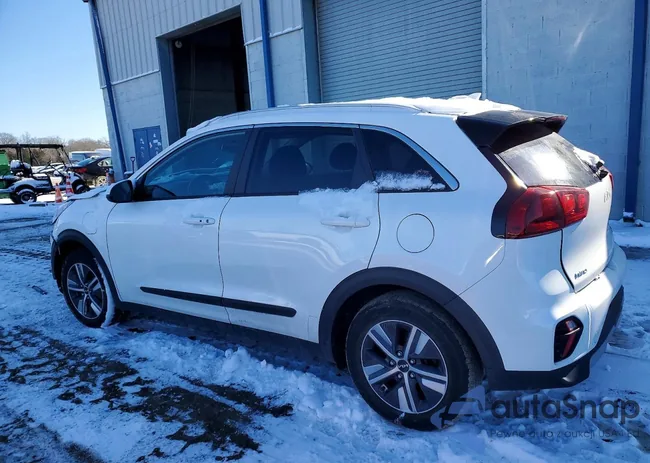 KNDCM3LD1N5536466: 72821165