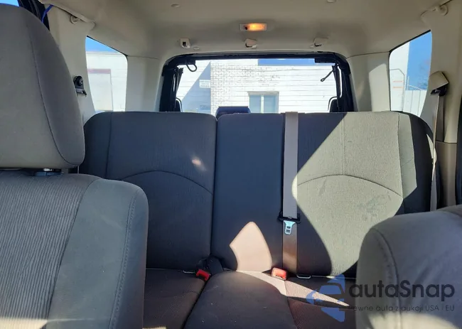 4F2CY0C76AKM02061: 73268725