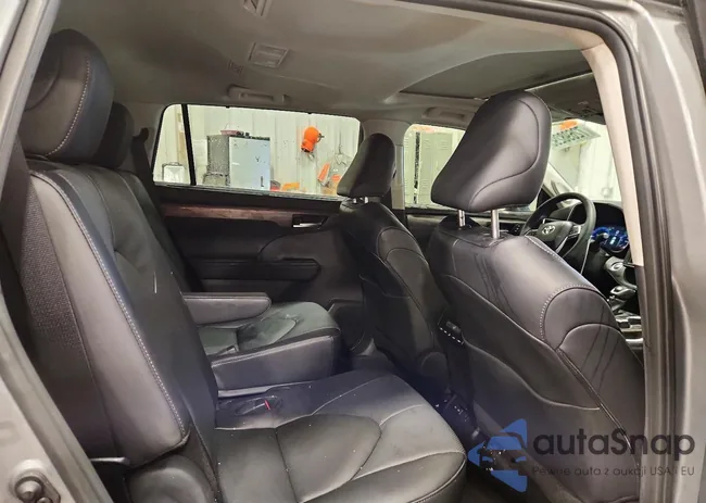 5TDKDRBH4SS587548: 72698295