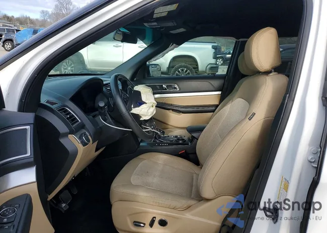 1FM5K7D82HGA44962: 74412655