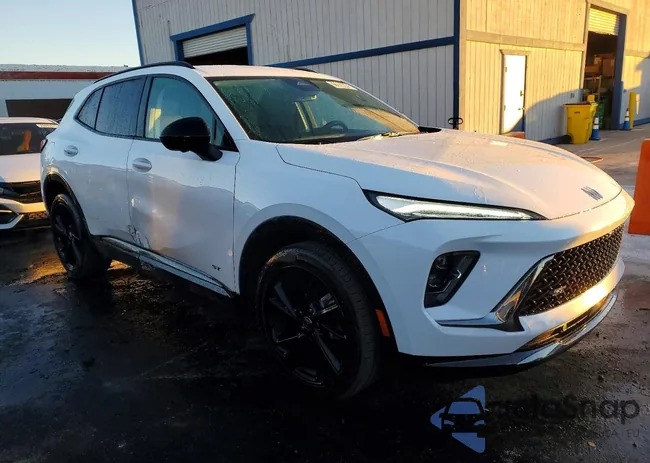 LRBFZLE40SD074543: 72894445