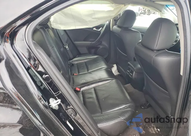 JH4CU2F42CC023546: 98437205