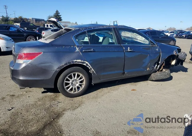 1HGCP2F7XAA001386: 72261205