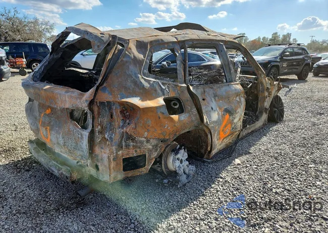 5UXTR9C51JLC83427: 73258295