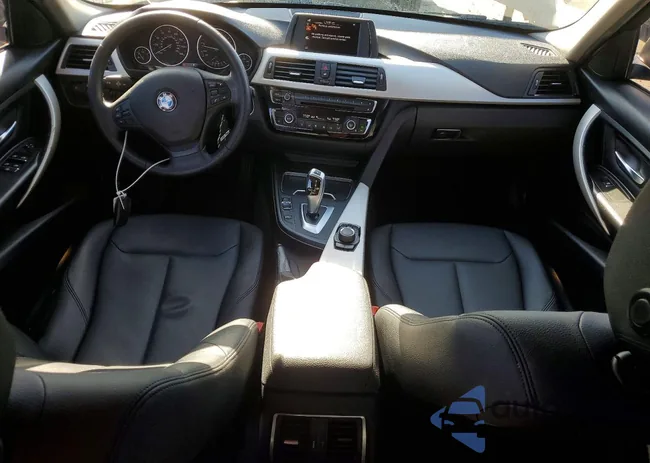 WBA8E1G52HNU13657: 98811655