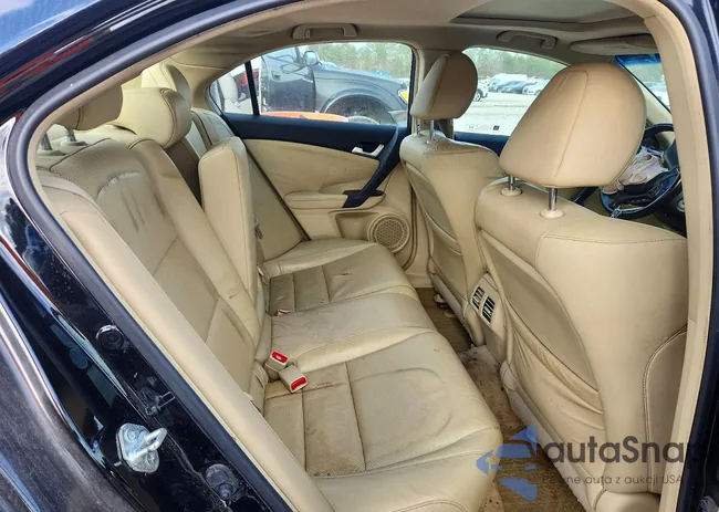 JH4CU2F66BC015515: 98632715