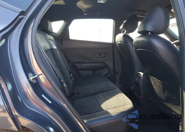 KM8HA3A33RU139213: 75390925