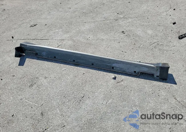 KM8J33AL6LU184388: 72409715