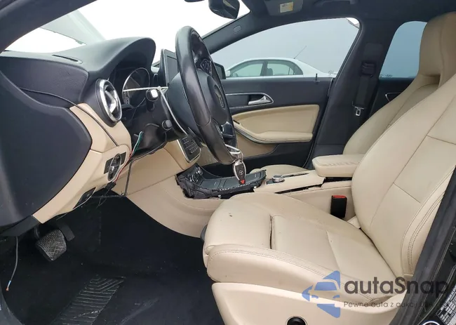 WDDSJ4EB8GN298386: 73686755