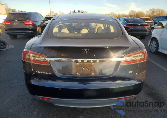 5YJSA1H14EFP51278: 98224135