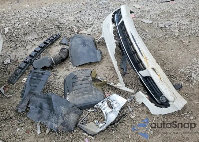 2C4RC1BGXDR689782: 99143345