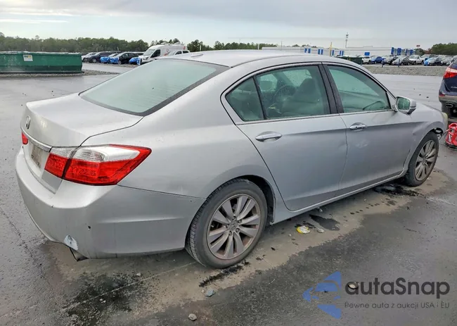 1HGCR2F86EA202386: 72977295