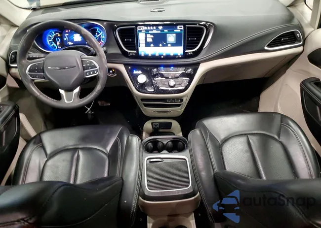 2C4RC1L73PR631418: 74449575