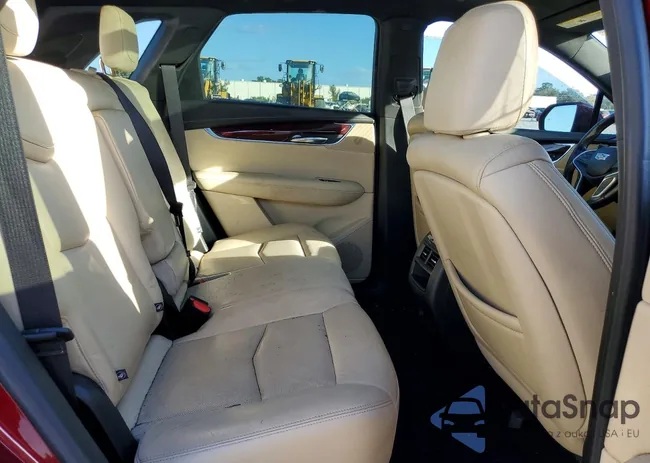 1GYKNERS3JZ212569: 76823555