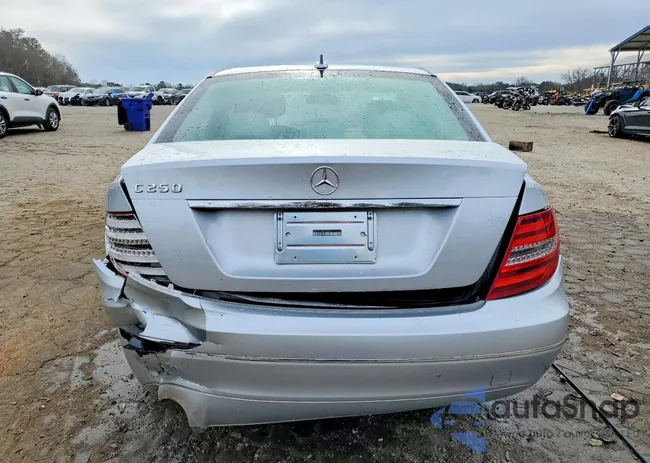 WDDGF4HB0DR268368: 98856235