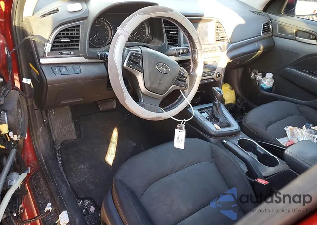 5NPD84LF8HH137493: 72602475