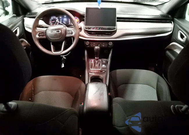 3C4NJDAN2PT518726: 73639305