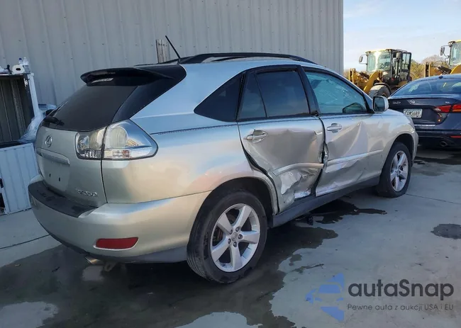 2T2HK31U07C018090: 97829545