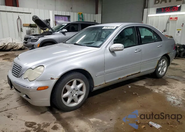 WDBRF61J72F154770: 72921325