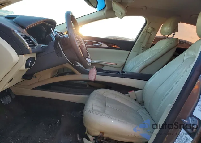 3LN6L2JKXER832803: 74008855