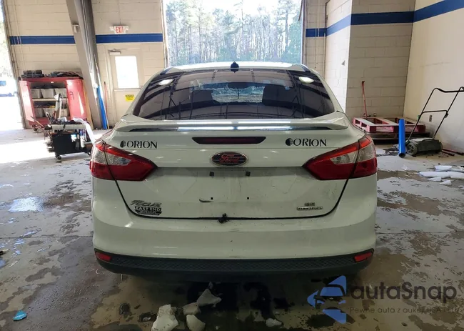 1FADP3F22DL354510: 75152735