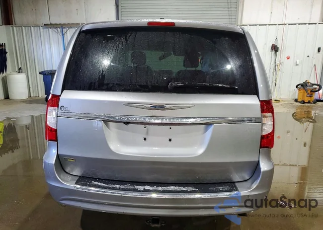 2C4RC1BG8ER160445: 73194915