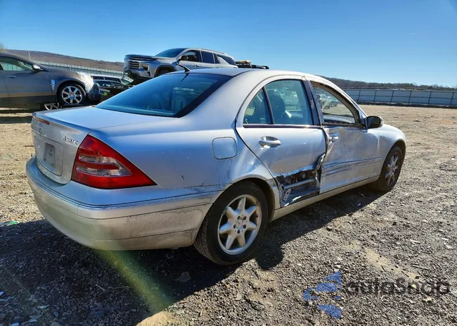 WDBRF81J03F389511: 72213395