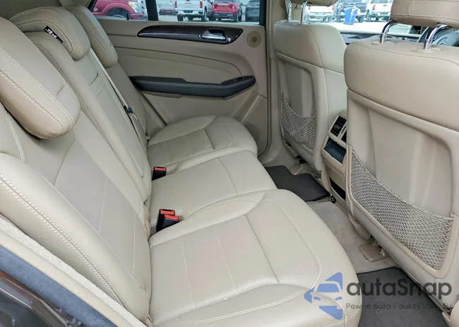 4JGDA5JB8DA220607: 73524245