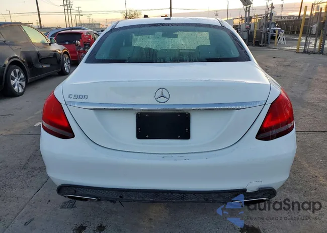 WDDWF8DB8KR483163: 99358945