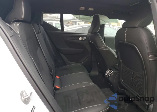 YV4L12UC8S2560072: 98767075