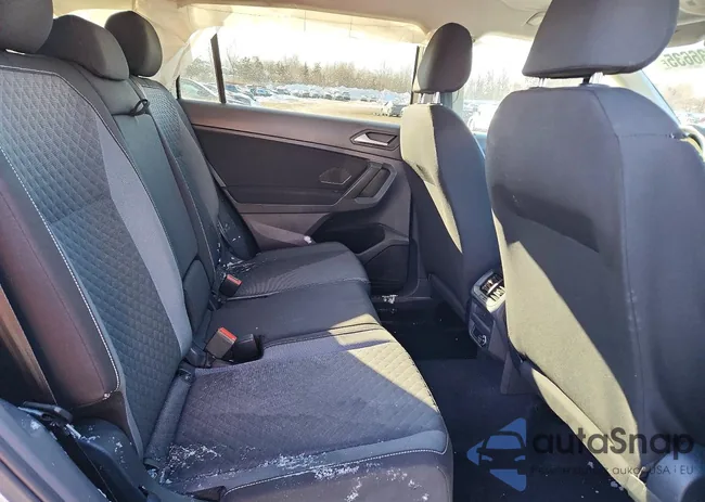 3VV0B7AX2MM076290: 74336635