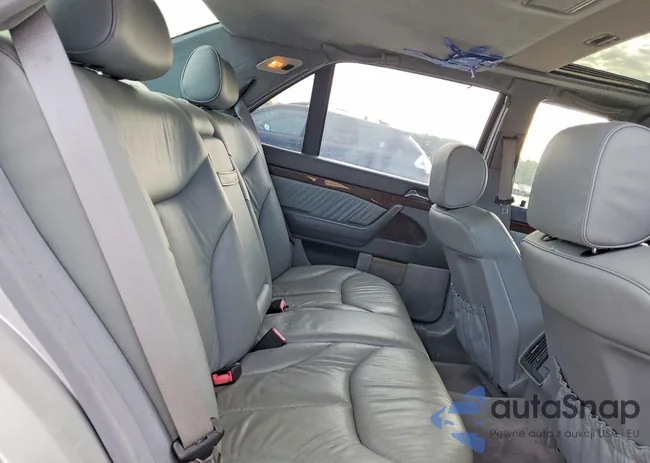 WDBGA43G8VA364971: 74563875