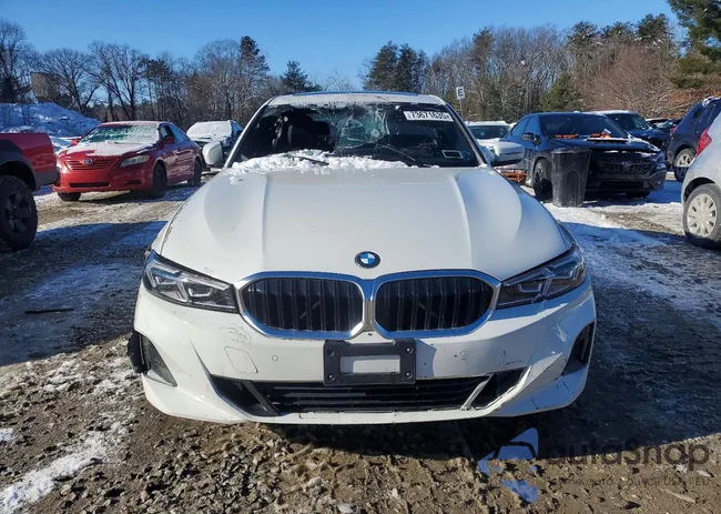 3MW89FF0XP8D41146: 73671635