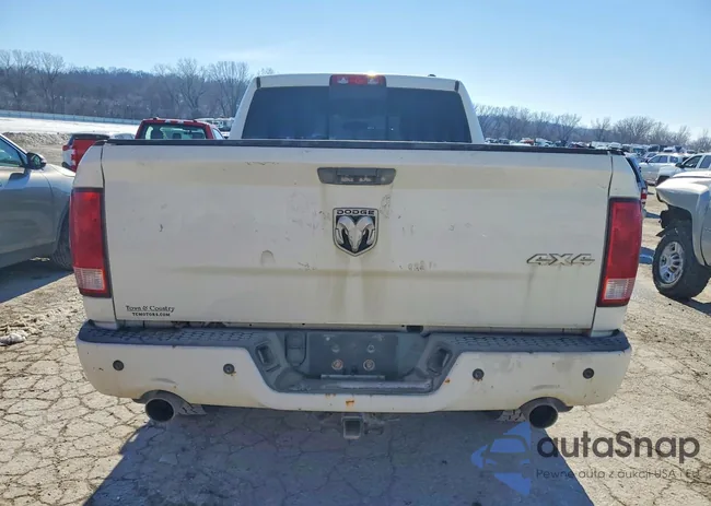 1D3HV18T49S824665: 74866055