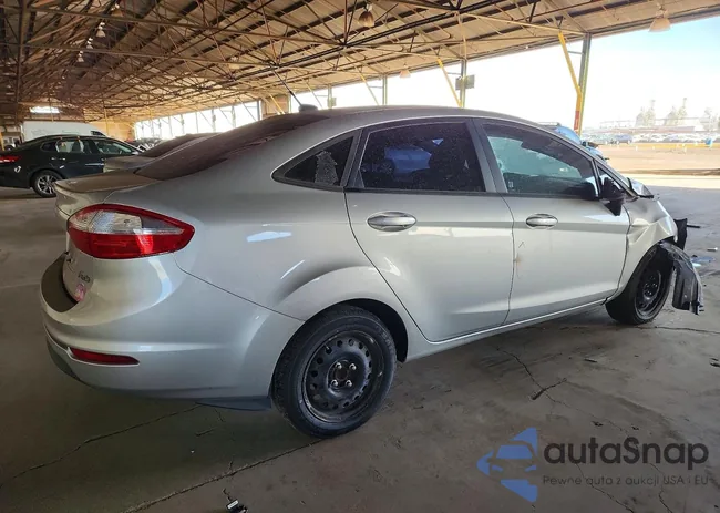 3FADP4AJ5HM131807: 74827535