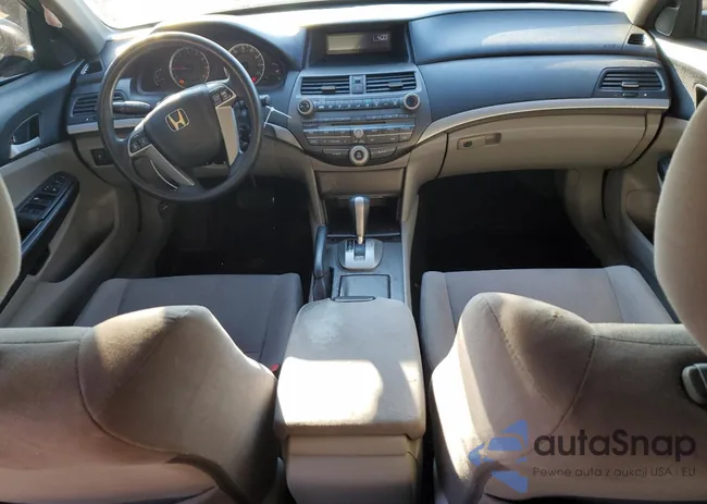 1HGCP2F36BA108448: 43927554