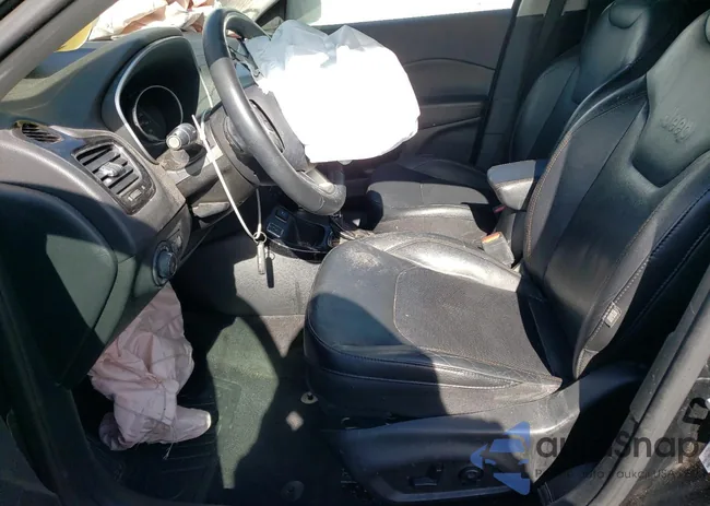 3C4NJCCB6JT204632: 41312814