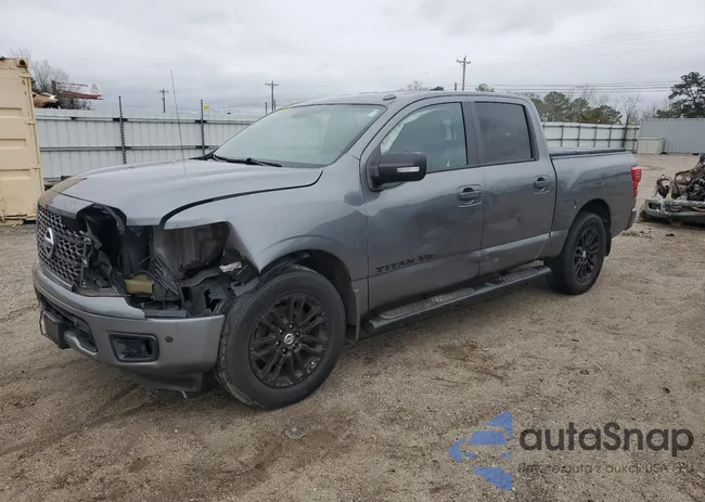 1N6AA1E67JN517348: 45044845